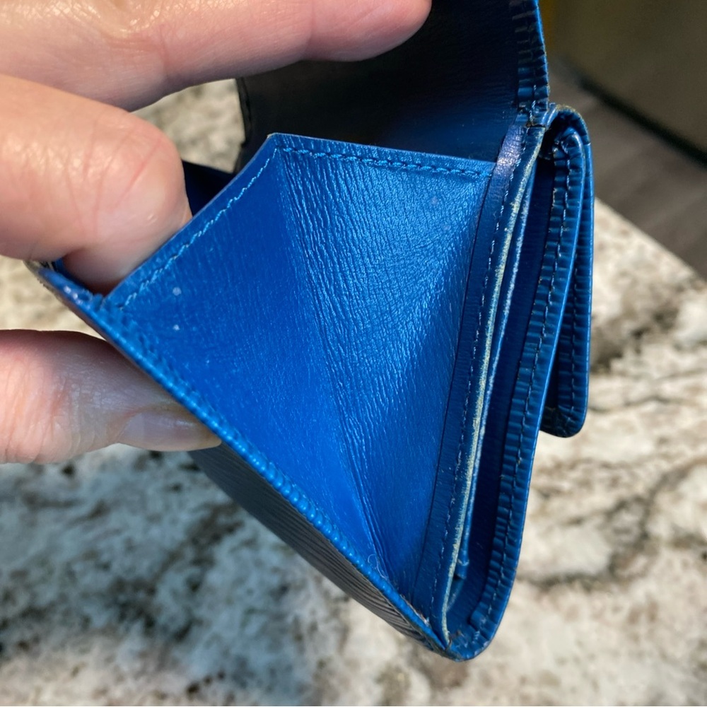 Louis Vuitton women bifold blue wallet monogram made in France good condition - Picture 6 of 9